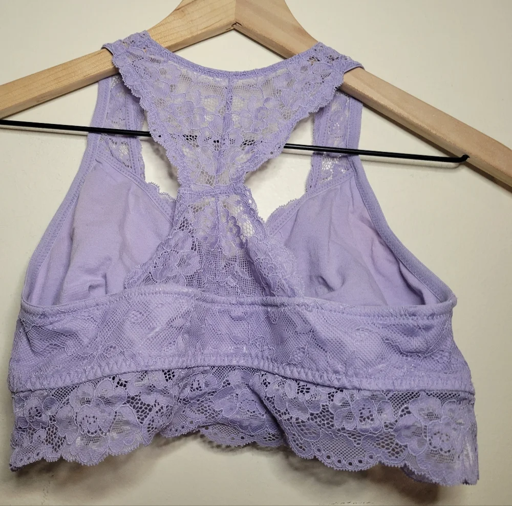 NWOT Motherhood Maternity lace nursing bra, small